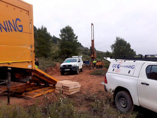 Campaña de exploración minera en un yacimiento de Fe con más de 2.300m perforados con sondeos de más de 200m en Murcia.